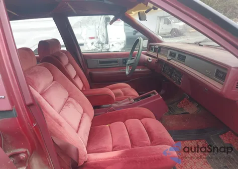 1988 Buick Electra T-Type z USA, uszkodzony, nr VIN 1G4CF51C7J1638383